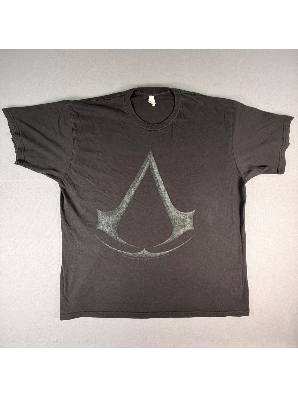 Assassins Creed Shirt Mens Black Silver Crest Logo Ubisoft Video Game Zuni Tee